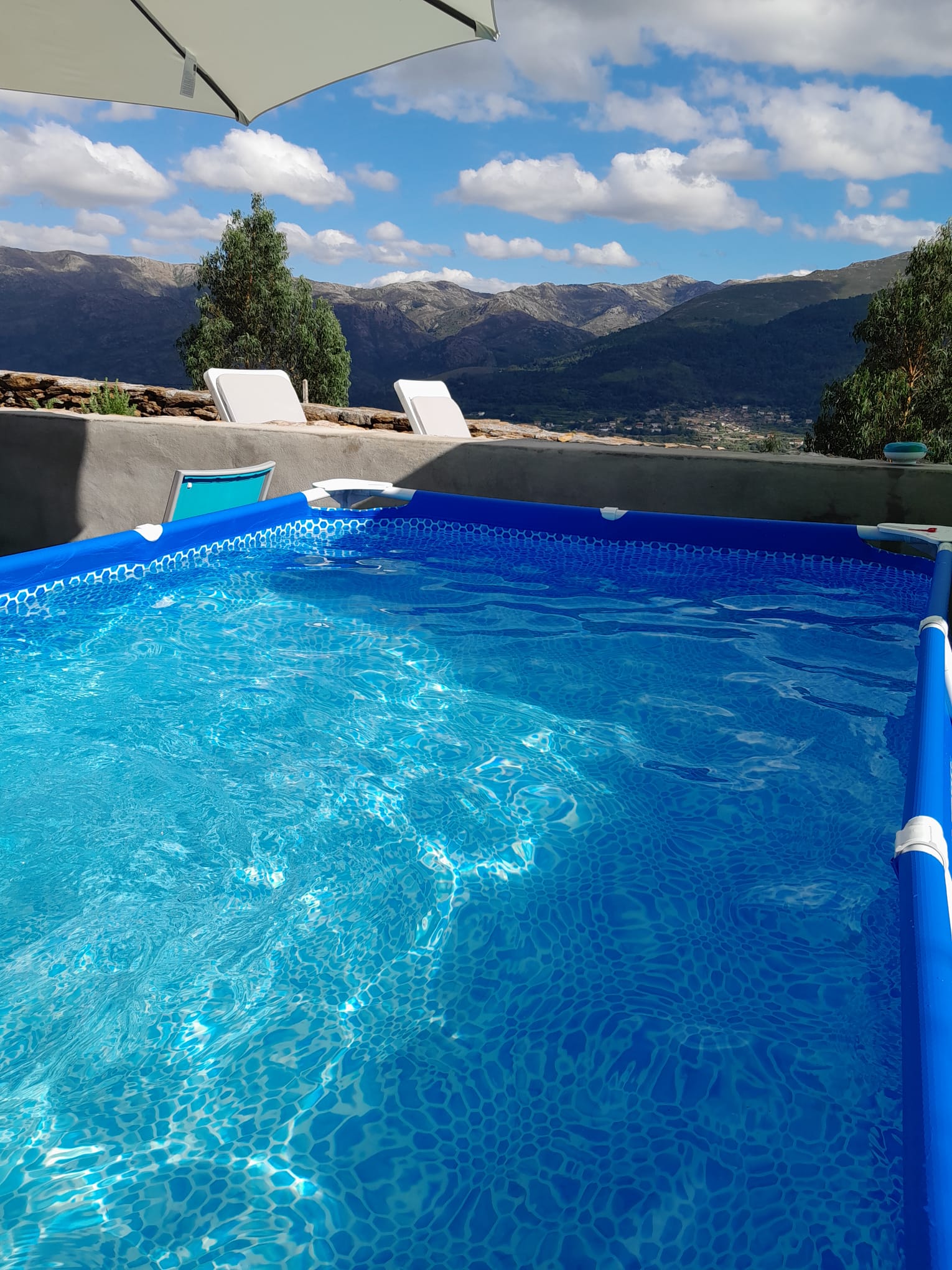 Piscina da Casa Velha do Castelo
